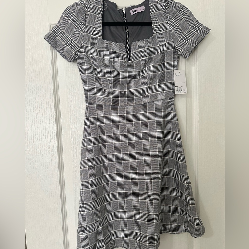 Gray and White A-Line Square Neck Cap Sleeve Dress